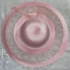SUMMER HAT WITH BACK RIBBON